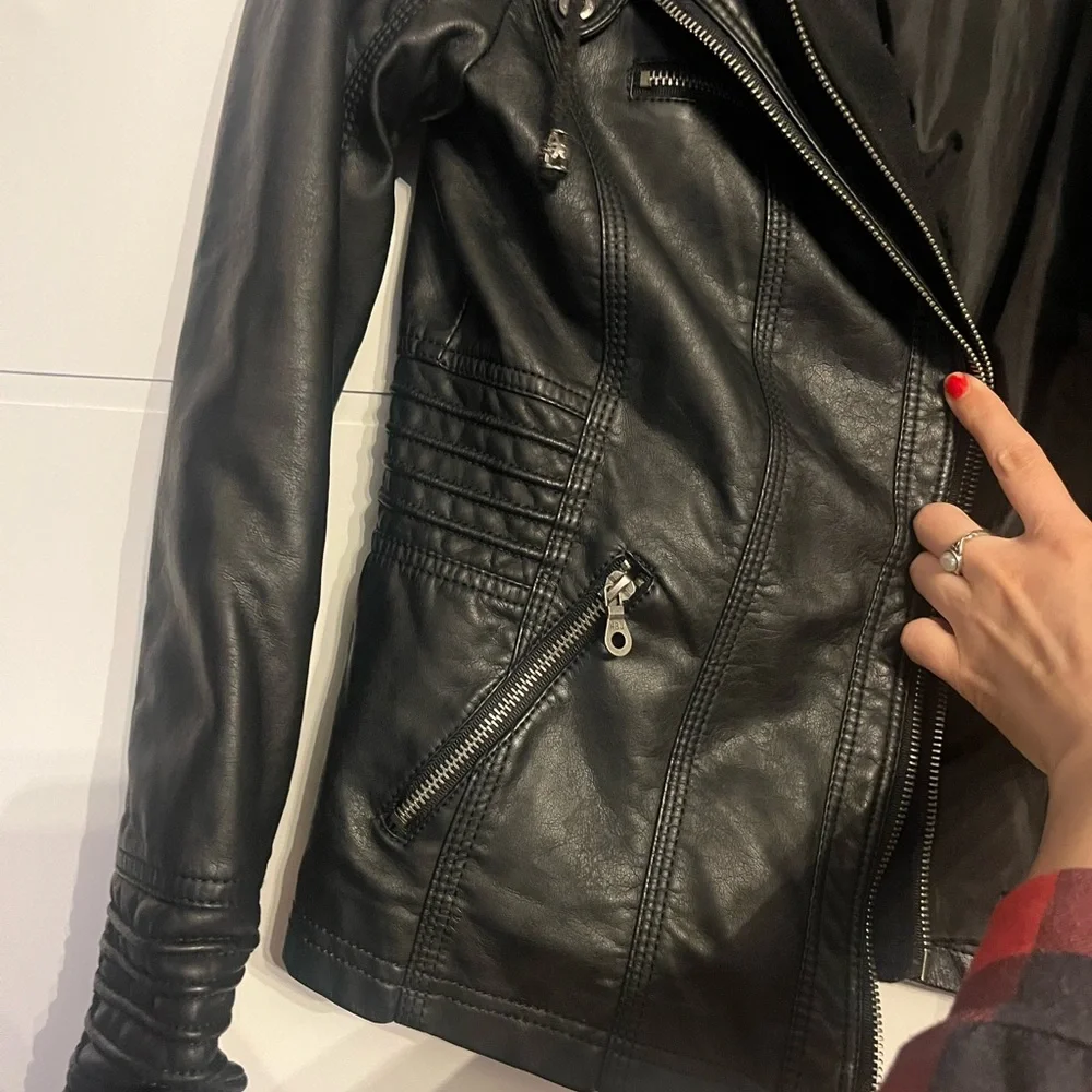 Made By Johnny size M faux leather black biker hooded jacket - Picture 11 of 13